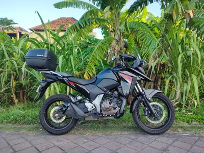 Suzuki V-Strom 250 Black + Box