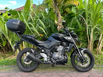 Yamaha MT-25 أسود + Box