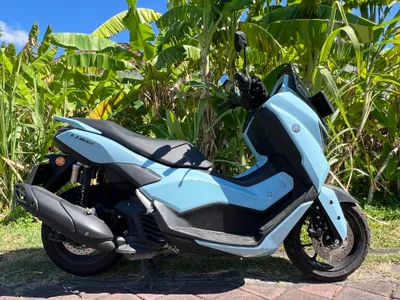 Yamaha Nmax Neo أزرق